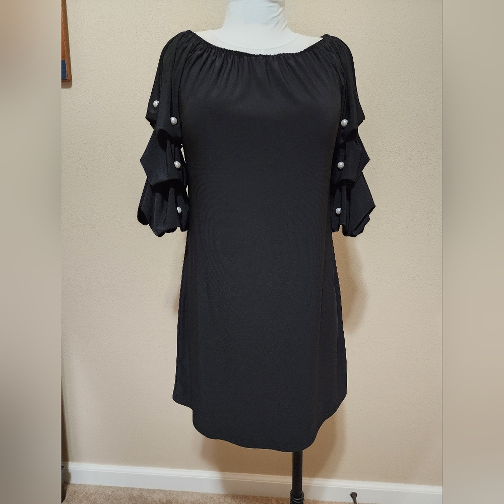 ROZ & ALI black dress 👗